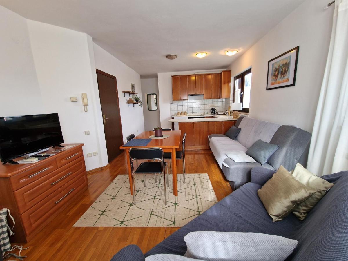 Apartments Katarina - New Renovated Rovinj Exterior foto