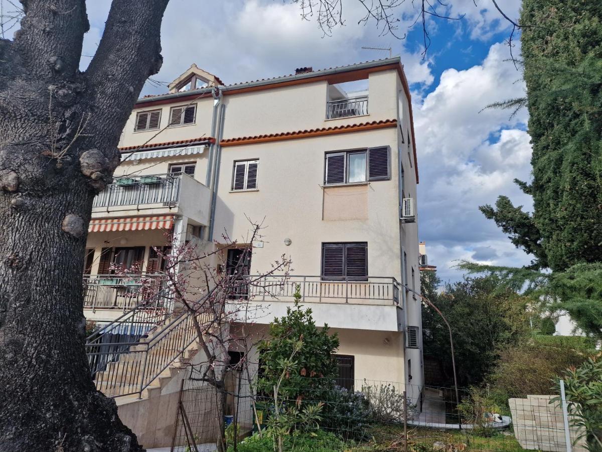 Apartments Katarina - New Renovated Rovinj Exterior foto